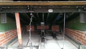 Manual Dock Leveller Repair